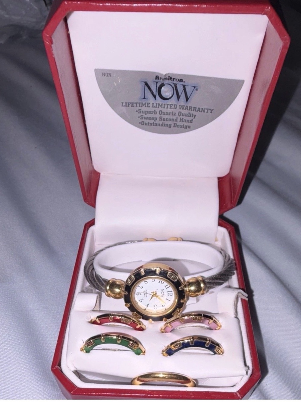 Armitron NOW Twisted Wire Cable Bracelet Watch Set 6 Interchangeable Bezels